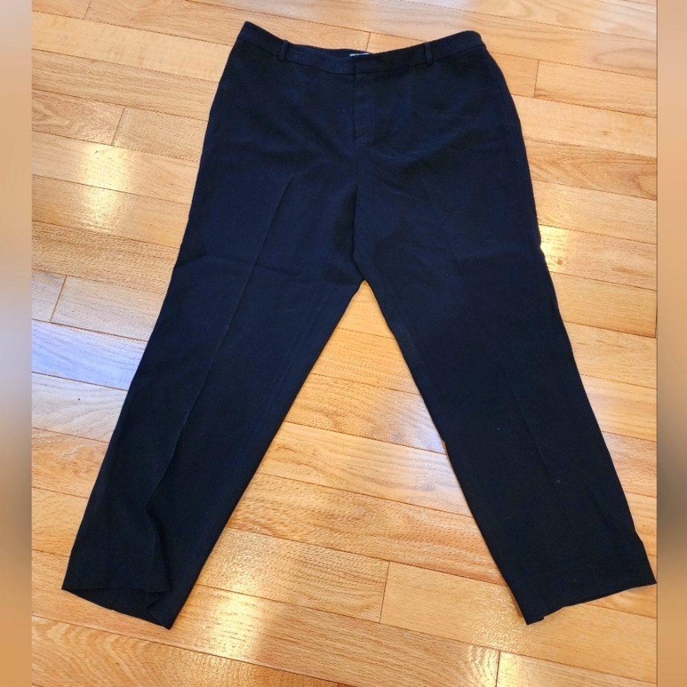 Women's ELLEN TRACEY Black dress pants size 16